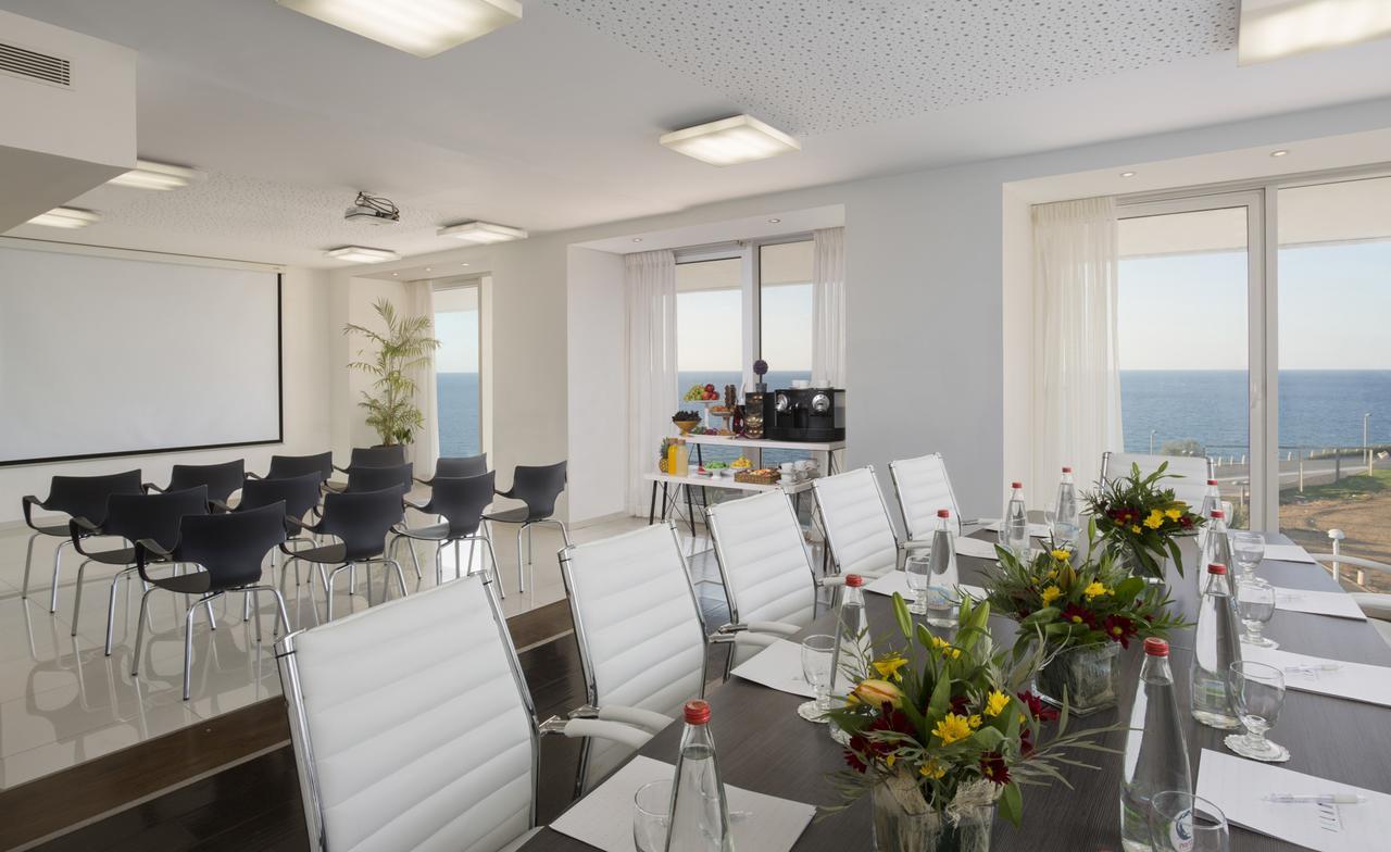 Island Luxurious Suites Hotel And Spa Netanya Esterno foto