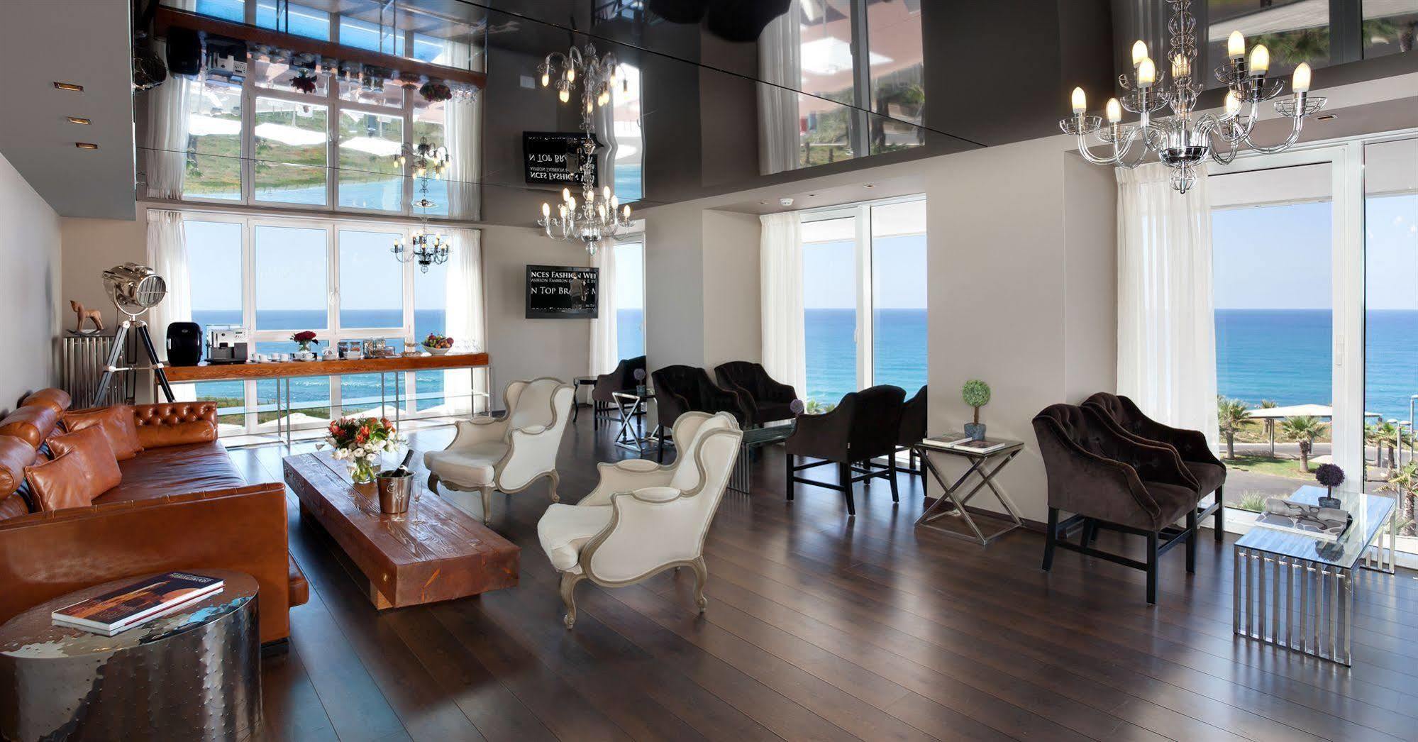 Island Luxurious Suites Hotel And Spa Netanya Esterno foto