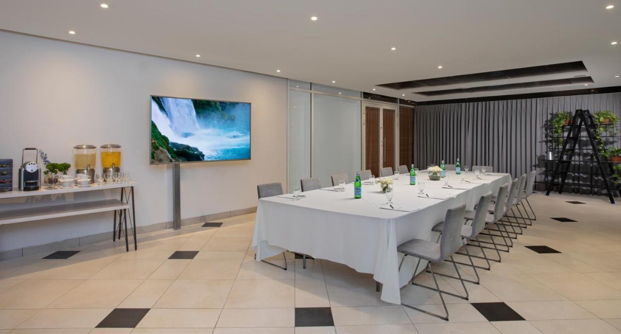 Island Luxurious Suites Hotel And Spa Netanya Esterno foto
